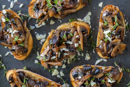 Mushroom Bruschetta Recipe - Momsdish