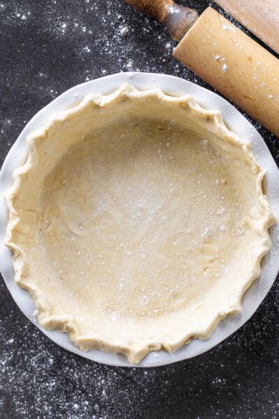 Flaky Pie Crust Recipe (only 4 Ingredients) - Momsdish