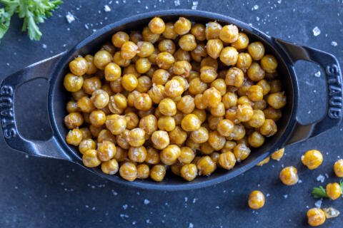 Serving bowl with Air Fryer Chickpeas.