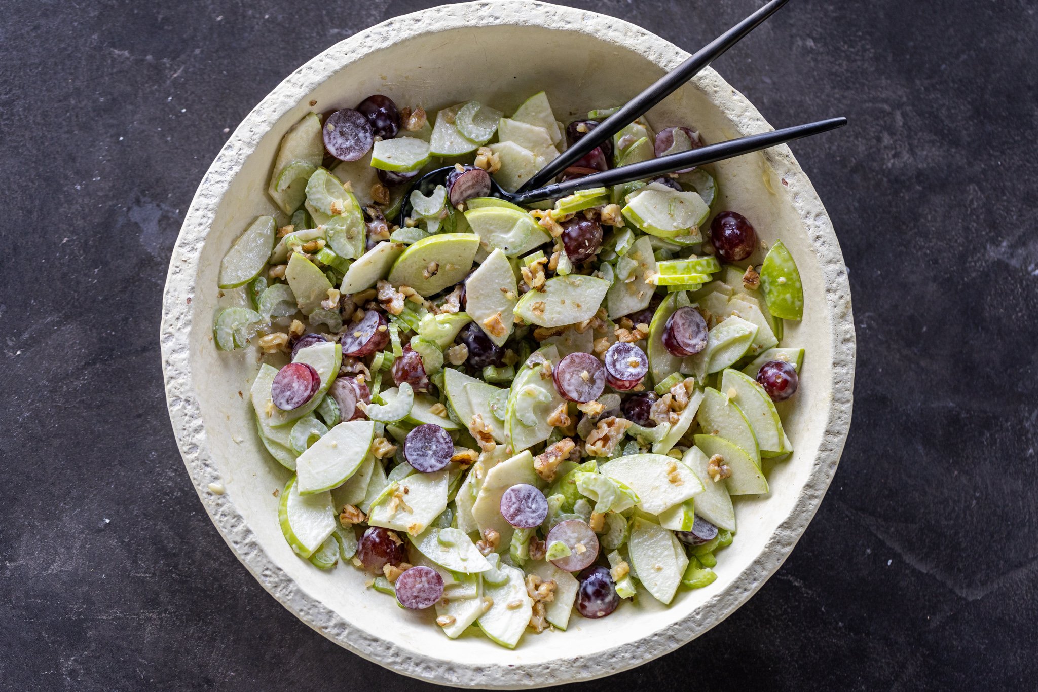 Classic Waldorf Salad (Crazy Easy)-image