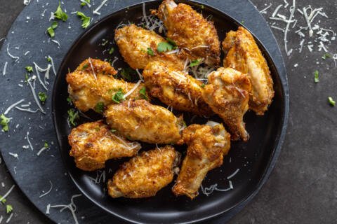 Air Fryer Garlic Parmesan Wings on a serving tray.