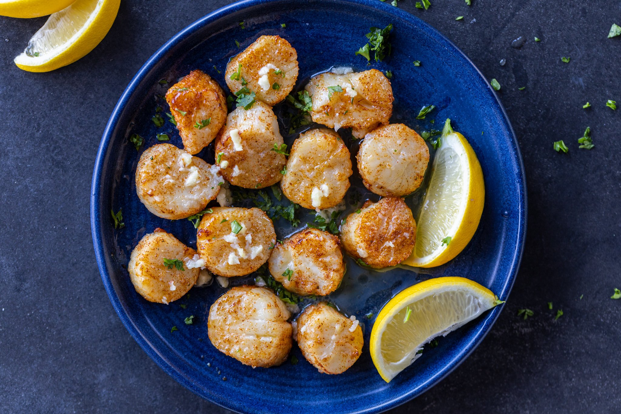 Finished garlic butter scallops from air fryer