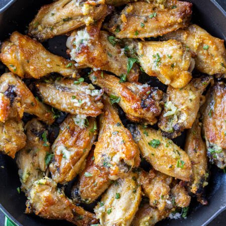 Garlic Parmesan Wings (Oven Baked) - Momsdish