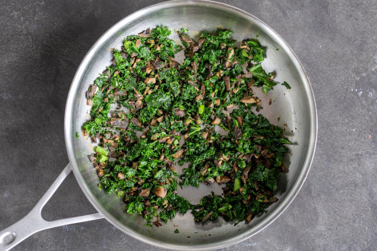 Kale & Mushroom Egg Bites (Starbucks Inspired) Momsdish