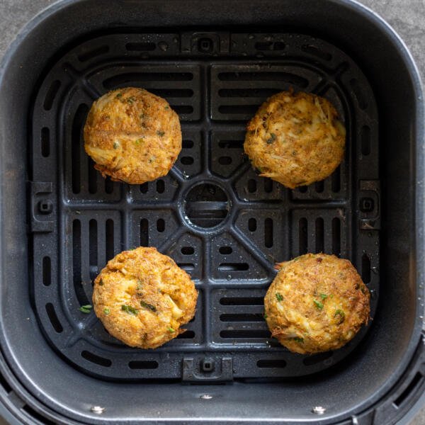 Air Fryer Crab Cakes in a basket.