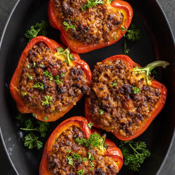Air Fryer Stuffed Peppers on a serving tray.