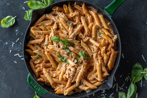Serving pan with Creamy Penne Alla Vodka.