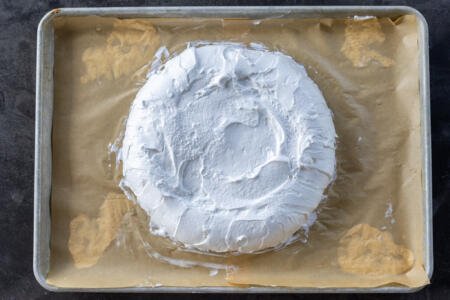 Classic Pavlova (Very Easy) - Momsdish