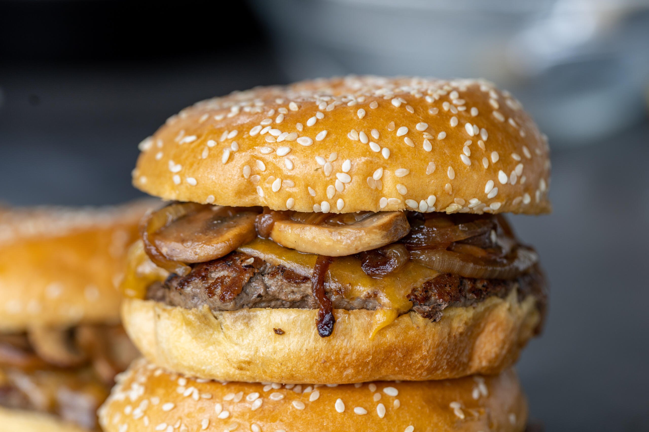 Messy Burger Recipe (Crazy Easy)-image