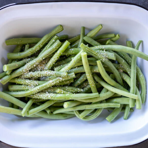 Seasoned Green beans in a bowl.