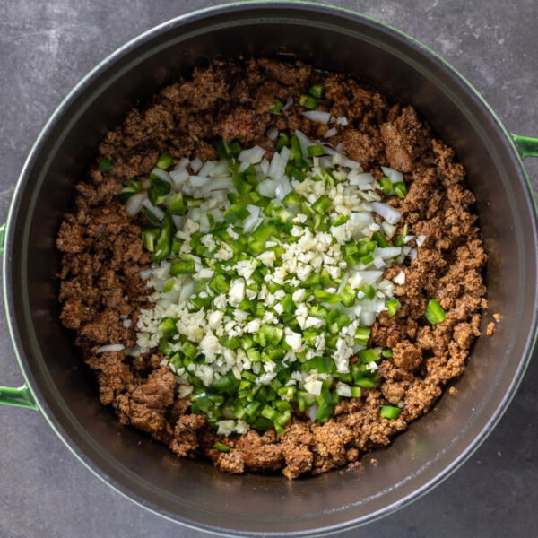 Beef, onion, jalapeno and chili seasoning.