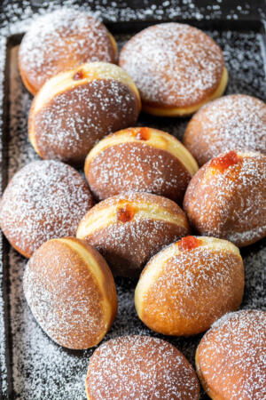 Krapfen on a tray.