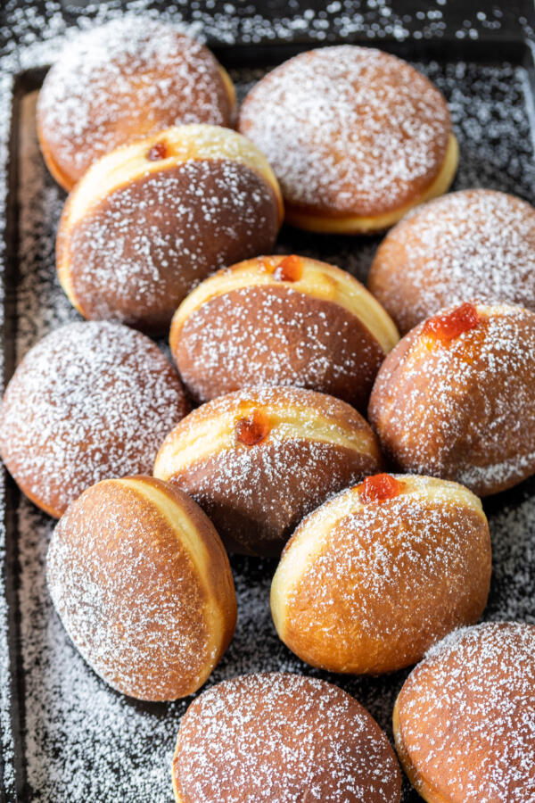 Krapfen on a tray. 