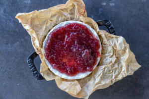 Brie jam in a pan with parchment lined.