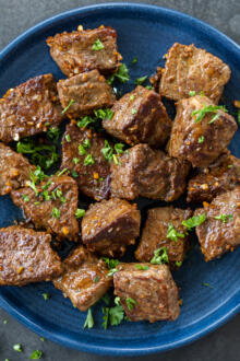 Plated Garlic Butter Steak Bites.