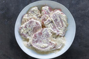 Marinating port in a bowl.